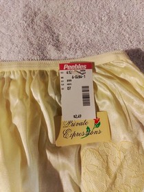 New Vintage Private Expressions size 7 Yellow  100% Silky Soft Nylon