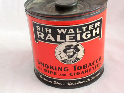 VTG 1 LB SIR WALTER RALEIGH KEY WIND TOBACCO CIGARETTE PIPE TIN VGUC EMPTY