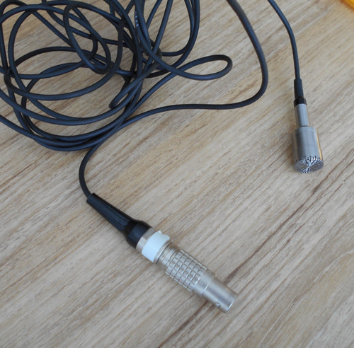 Two G.R.A.S AS26 microphone preamps with  1/2inch 40AF microphone heads