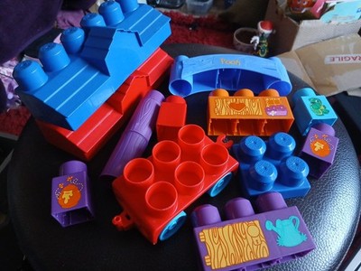 Mega Bloks verschiedene Musterblöcke Dachstücke usw.