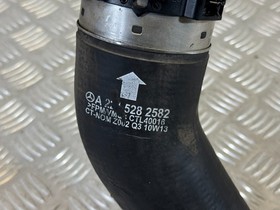 Mercedes W221 S320 S350 CDI Intercooler Boost Pipe Hose A2215282582