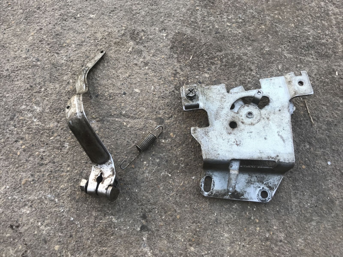 Kawasaki FD501V V twin John Deere LX188 Throttle Plate Governor