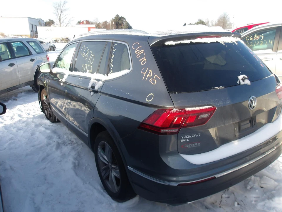 Б/у воздухоочиститель в сборе подходит: 2018 Volkswagen Tiguan Мексика построен VIN 3 1 di - Изображение 3 из 4