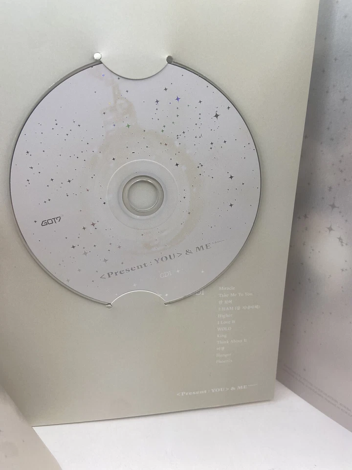 Mini álbum con tarjetas fotográficas GOT7 Miracle Presents You And Me Foto 3 de 4