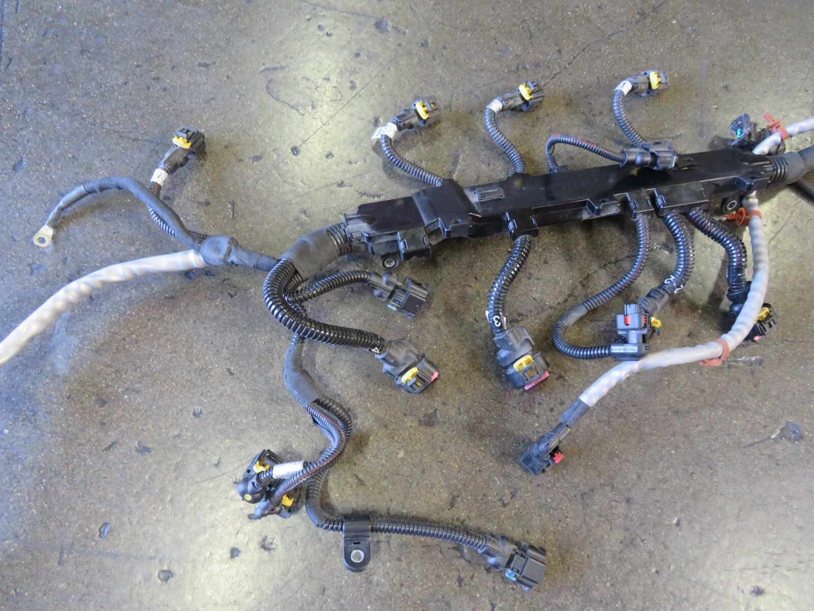 Ferrari Portofino, Main Engine Wire Harness, Dmg, Used, P/N 813111
