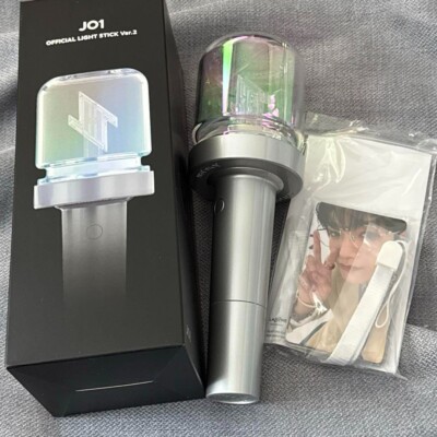 アイドル JO1 official right stick ver2 JO1 OFFICIAL LIGHT STICK Ver.2 – LAPONE STORE