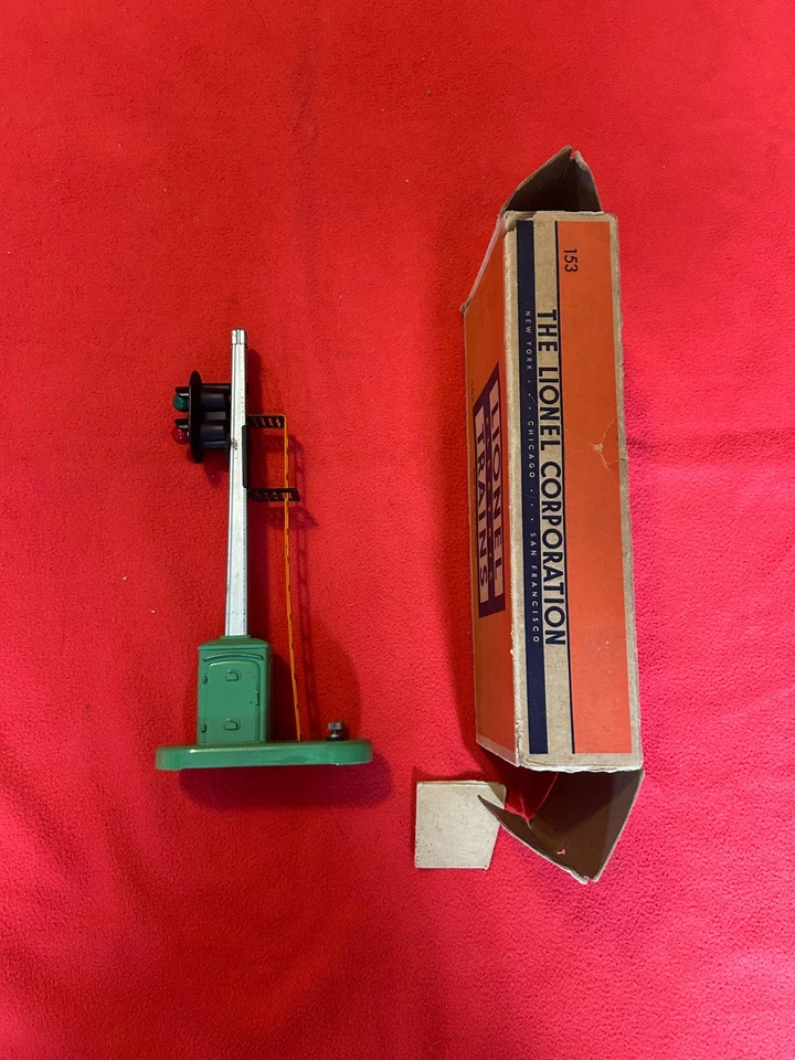C7 LIONEL POSTWAR #153 AUTOMATIC BLOCK SIGNAL CONTROLLER W/BOX - Image 3 of 4