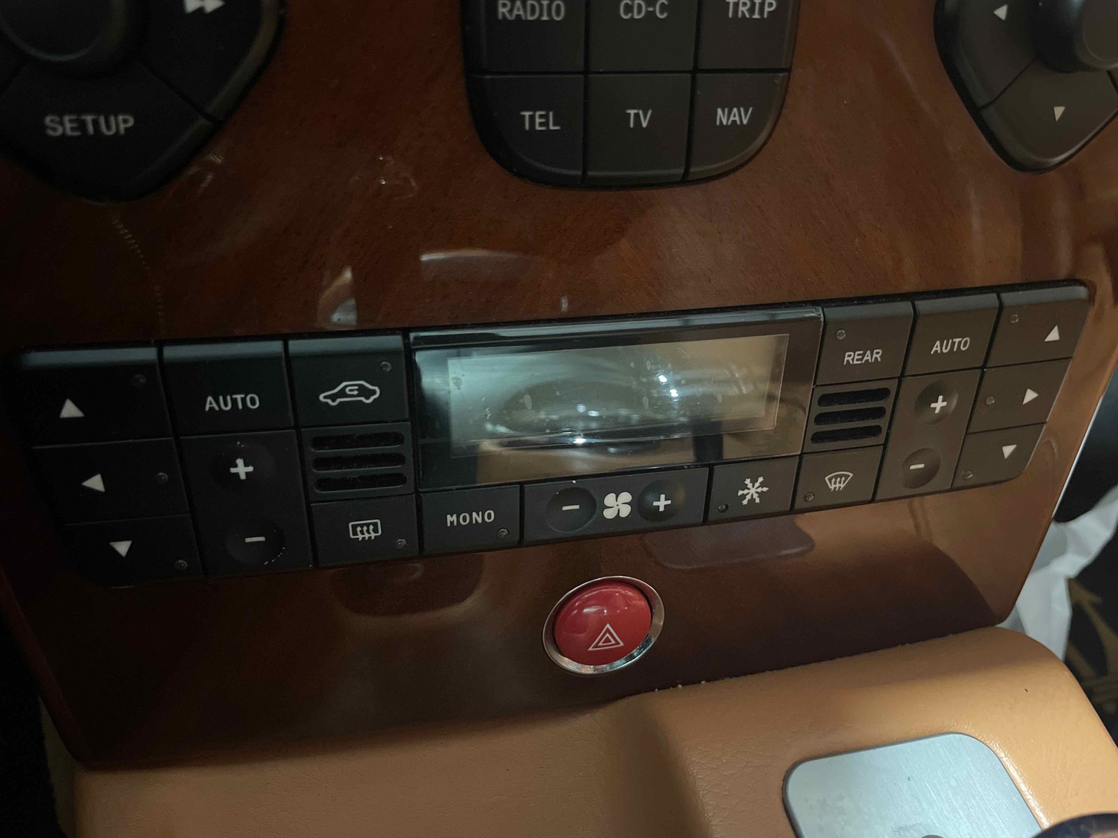 2006 Maserati Quattroporte OEM Auto Heater A/C Climate Control Panel