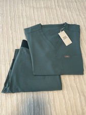 NWT Figs Scrub Set