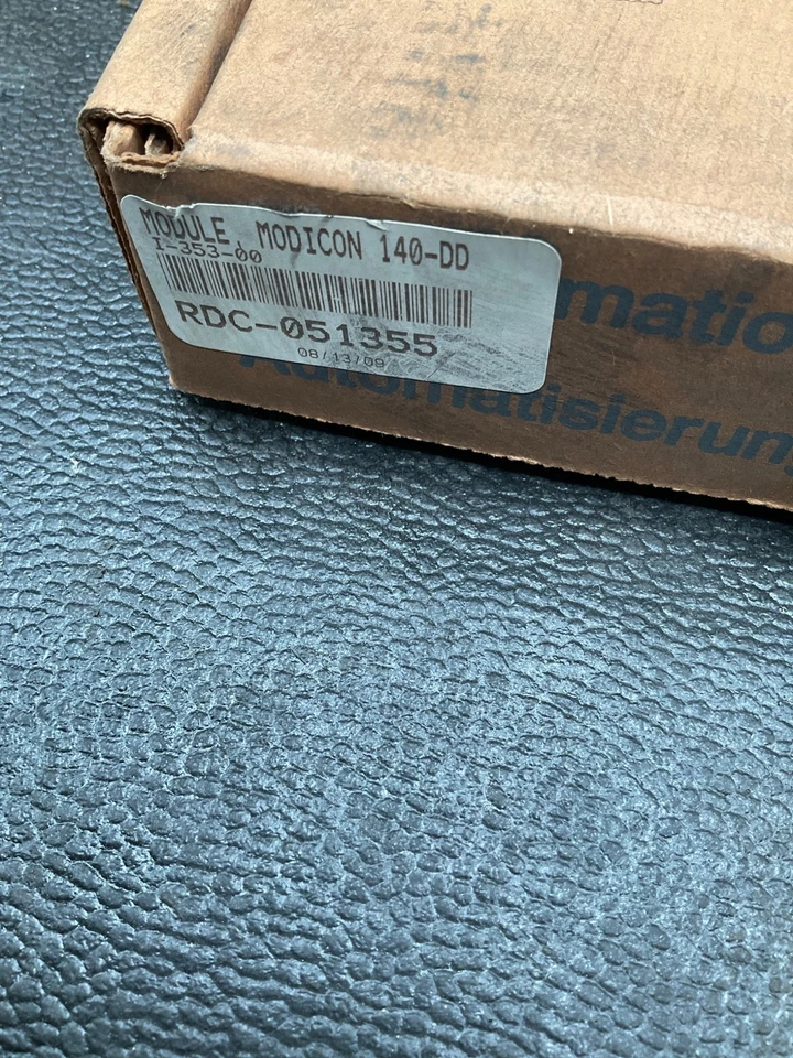 TSX QUANTUM 140DDI35300 Digital Input Module NEW - Image 3 of 4