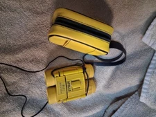 apollo 8x21 field 7" 367ft at 1000 yds carry case yellow good opera glases