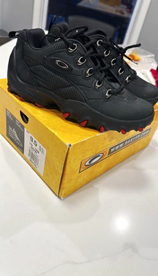 Oakley teeth Men s Low Top Lace-Up Athletic Sneakers Solid Black/Red.