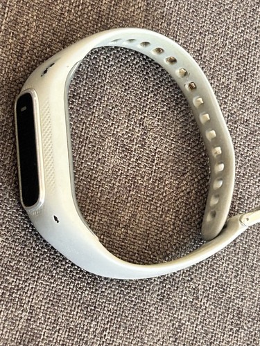 Garmin Vivosmart 4 Fitnesstracker grau Smartwatch ungetestet Ersatzteile (c1)