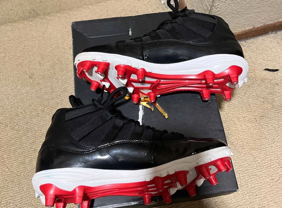 Chuteiras de futebol Nike Air Jordan 11 retrô TD criadas pretas AO1561-010 masculinas tamanho 8 - Imagem 2 de 4