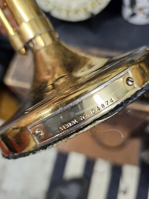 Microphone et support sucette GOLDEN EAGLE Astatic modèle D