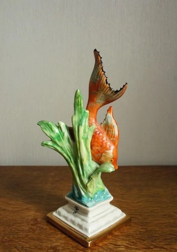 Franco Capodimonte Porcelain Sculptures Red Fish Figurine Italy Collectable Rare - Picture 5 of 9