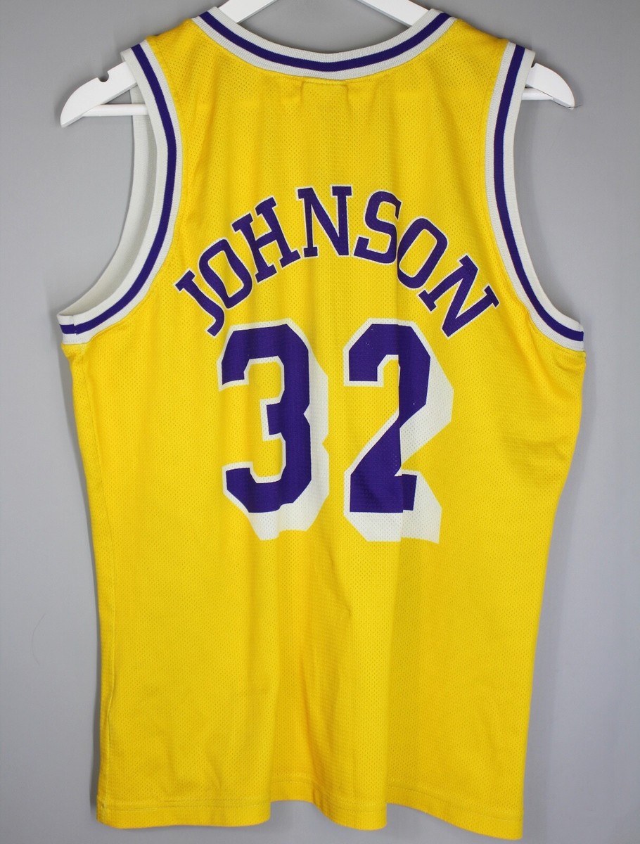 NBA LOS ANGELES LAKERS BASKETBALL SHIRT JERSEY #32 JOHNSON