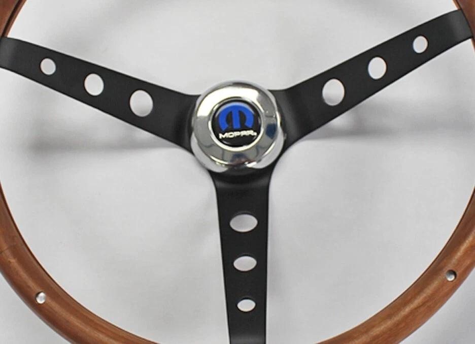 Charger Dart Coronet Grant 1967 volante de madera con radios negros 15" Foto 2 de 4