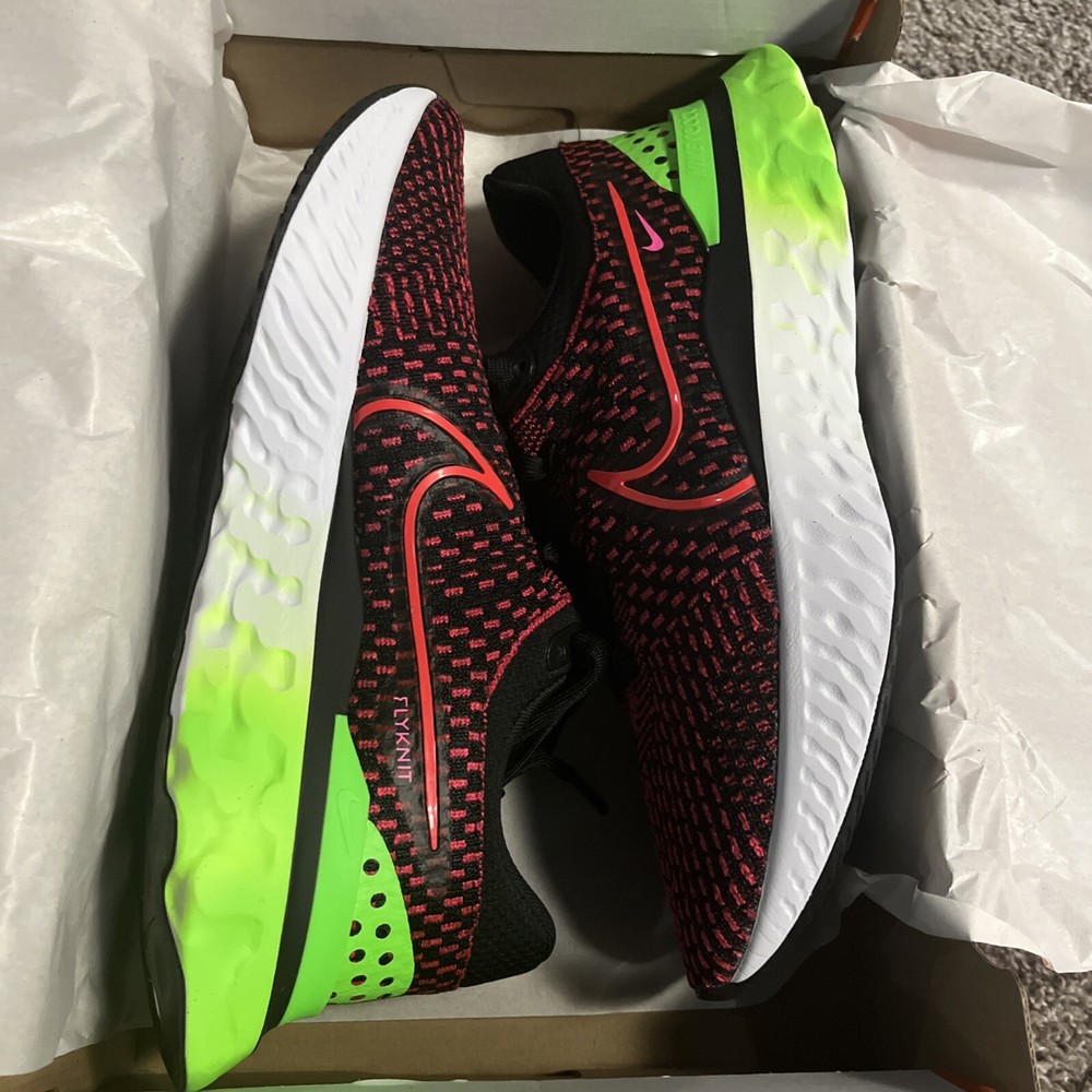 Nike React Infinity Run Flyknit 3 in Siren Red Green Strike - Size 10