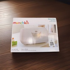 Munchkin Bright  Warm Wipe Warmer - White  New  Cosmetic Box Damage