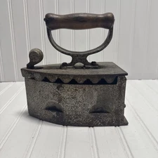 Antique Clothes Steam Iron Coal Powered Cast Iron READa*