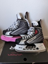 Bauer Vapor X50 Youth Ice Hockey Skates Size 3.0 EE Lace-Up Black/Silver/Red