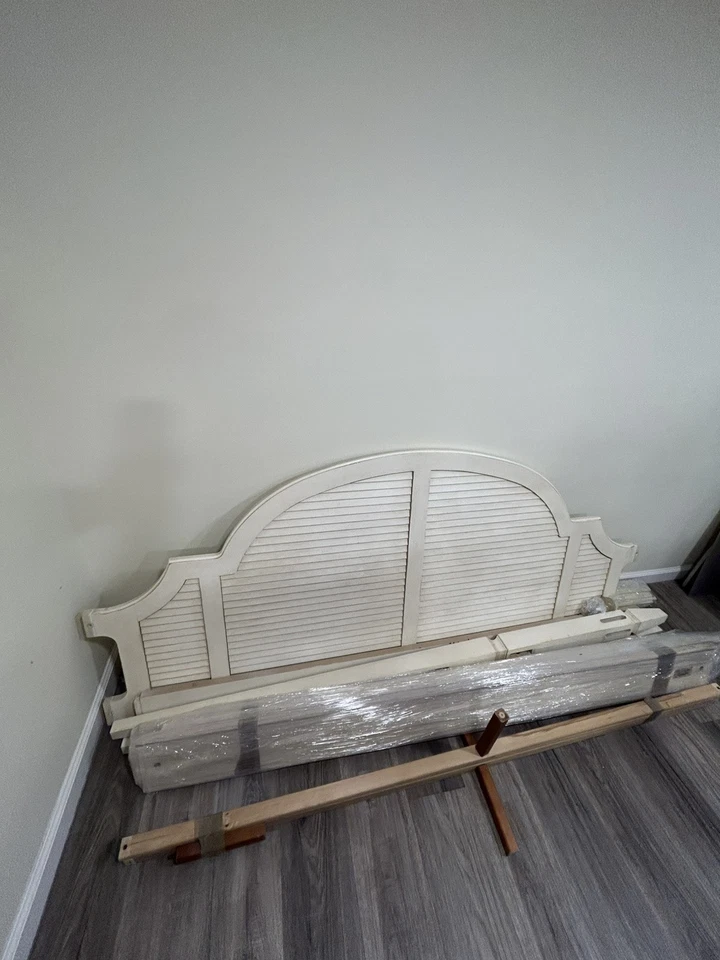 Ethan Allen  California King Size Bed Frame with Wooden Headboard - Image 4 of 4