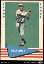1961 Fleer #39 Chick Hafey Cardinals HOF 5.5 - EX+