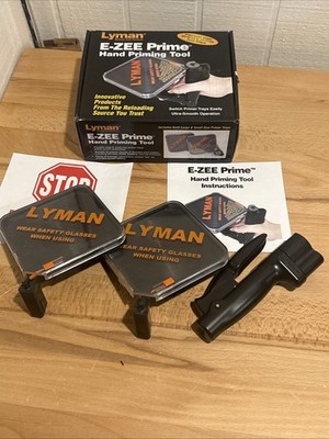 USED -LYMAN E-ZEE Universal Priming Tool # 7777810 With Large & Small trays