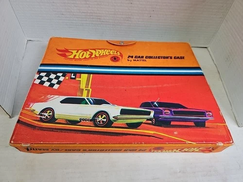 Vintage 1967 Mattel Hot Wheels Redline 24 Car Collector Case
