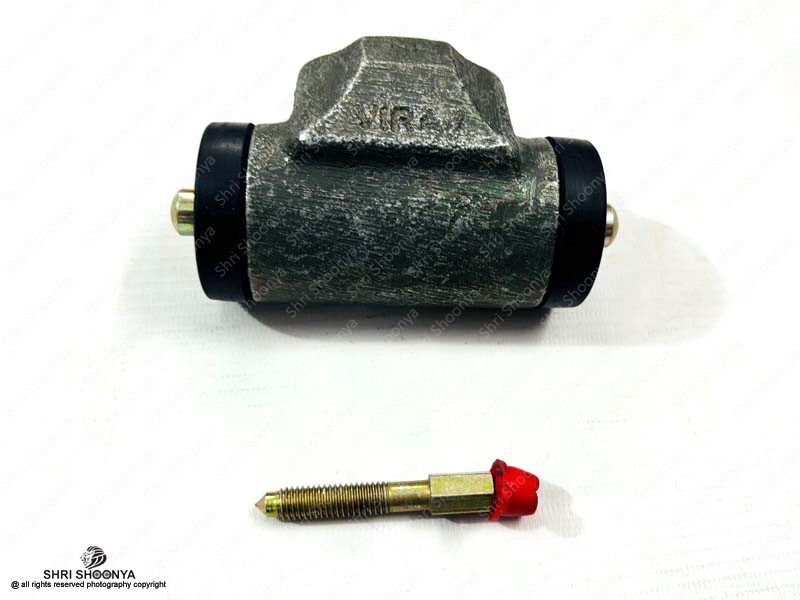 Zetor Tractor Wheel Cylinder RH Part No 6711-2604 Model 2511/3511