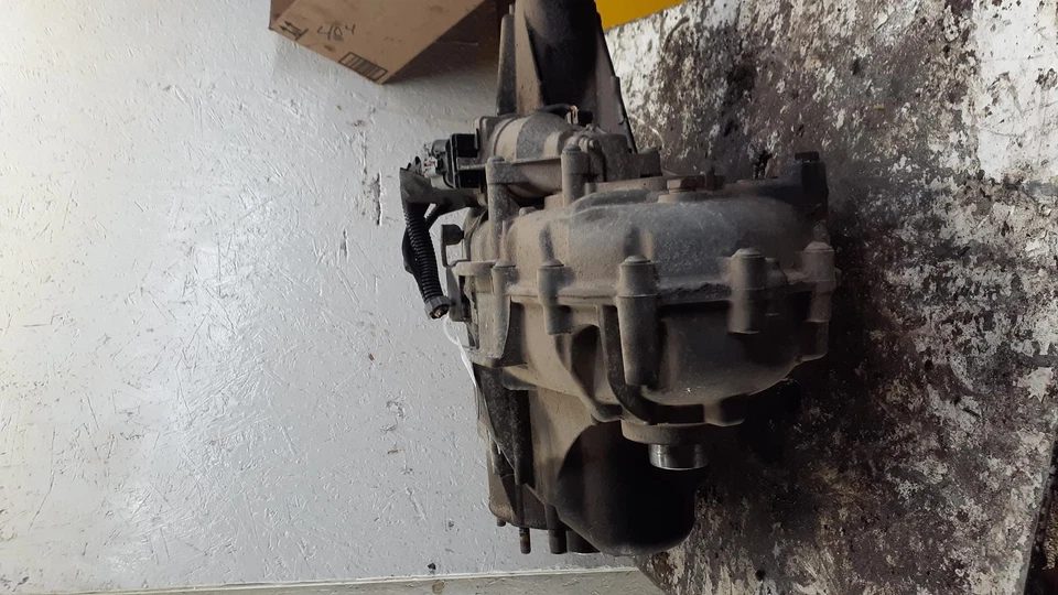 Used Transfer Case Assembly fits: 2011 Chevrolet Suburban 1500 transfer case opt — 第 4/4 张图片