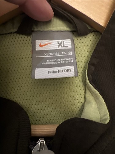 Nike Fit Dry Olive/ Light Green Exercise Performance Jacket Youth Size 16-18 - Picture 4 of 8