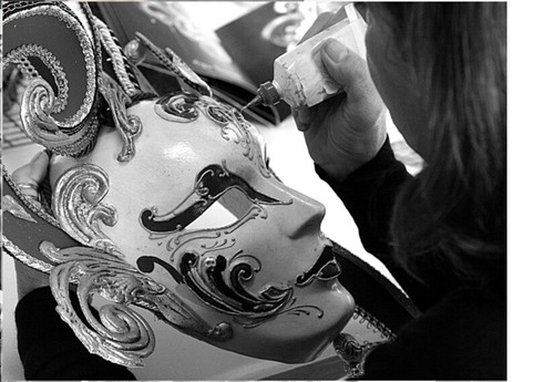 Venetian Metal Mask with Swarovski Made in Italy Masquerade Beak New - Picture 8 of 13