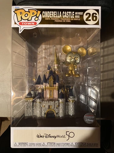 Funko POP! Cinderella Castle with GOLD EDITION MICKEY Walt Disney World 50th #26