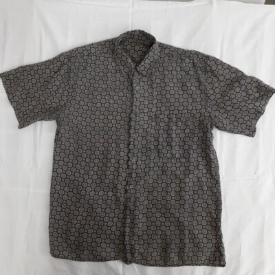 Used Size Large Silk Icon Collared Button Up Shirt Chest Pocket Classic Pattern 