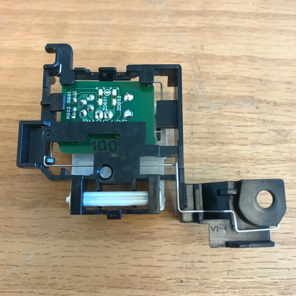 HP Color Laser Jet Pro MFP M479 RM2-7404 RC4-3873 Power Switch Assy - Image 2 of 4