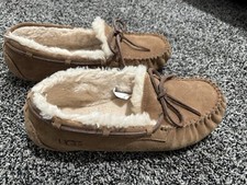 Ugg Olsen Slippers, Chestnut Size 5