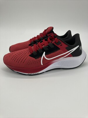 nike pegasus buccaneers