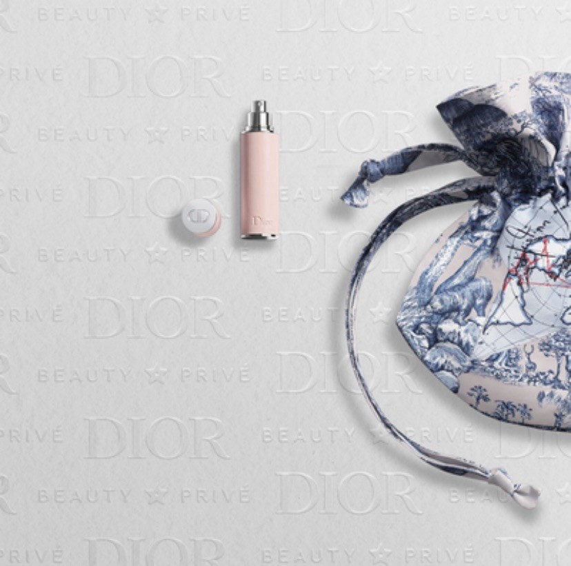 DIOR Around The World Pouch & Miss Dior Blooming Bouquet