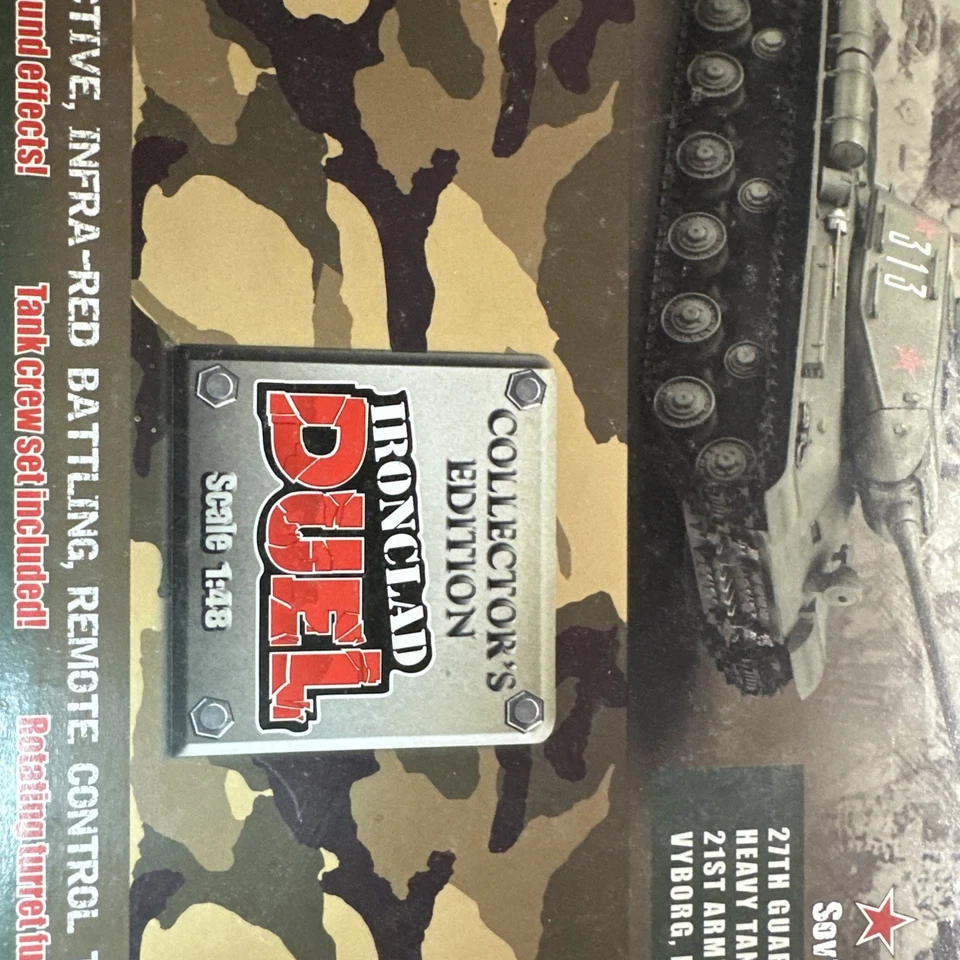 Hobby Master IR Control JS-2 Russian Heavy Tank Vyborg 1944 HR2003 1/48 Solido  - Image 4 of 4