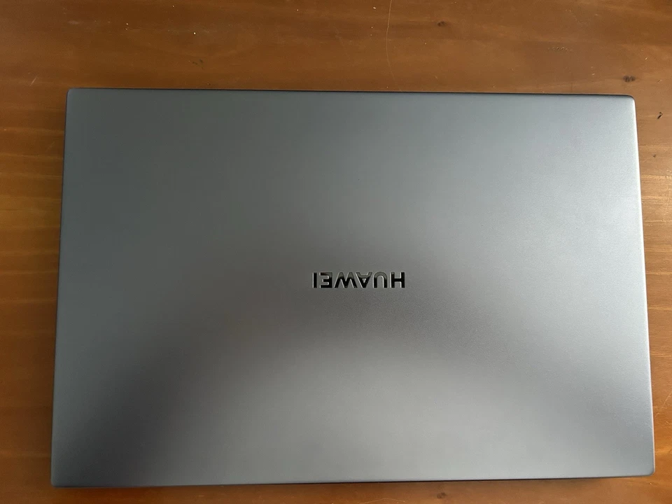 Huawei MateBook D 14" (AMD Ryzen 5, 8GB RAM, 512GB SSD) Notebook - Space Grey - Immagine 2 di 4