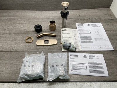 Delta Stryke 577-CZPD-PR-DST Single Handle Pull Down Bathroom Faucet-READ**