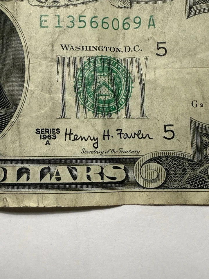 1963 A SERIES TWENTY DOLLAR FEDERAL RESERVE STAR NOTE  Cleveland - Image 2 of 4