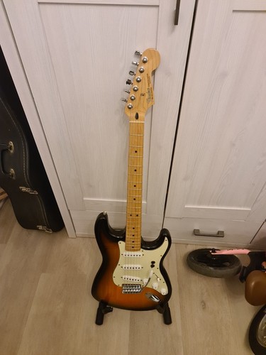 Fender Stratocaster Mit TEX MEX Tonabnehmern - Bild 1 von 6