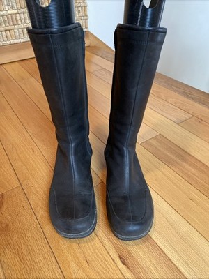 Women's Black Leather TEVA Boots Size 10, Gently Used Excellent Condition