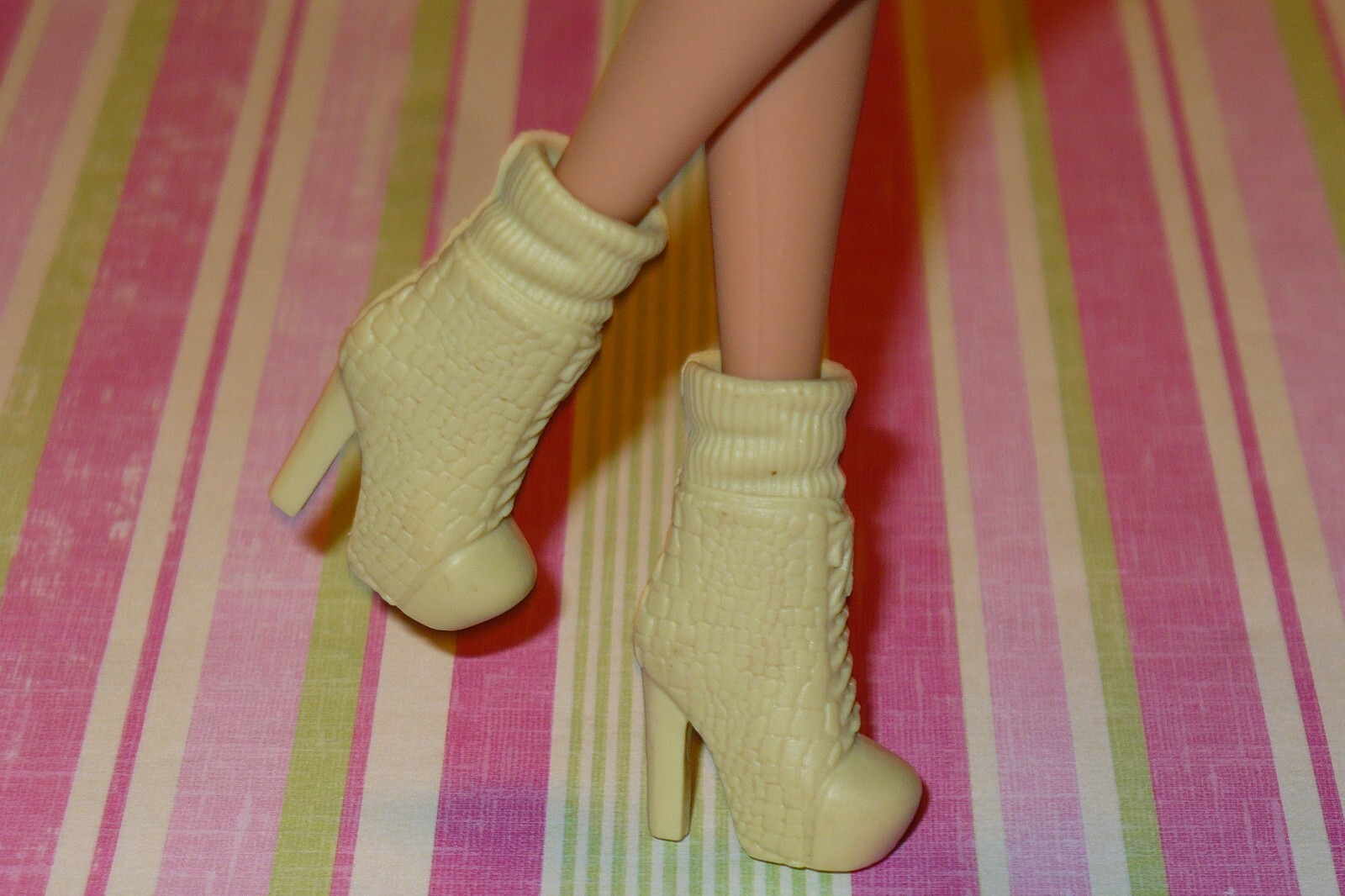 Barbie Doll Shoes Fashionistas Fashion Fever BEIGE TAN ANKLE