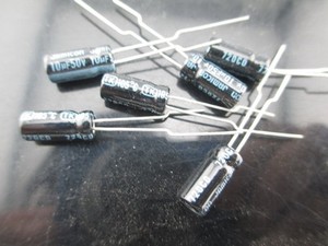 Конденсатор 50v 10uf