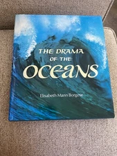 Vintage 1975 The Drama Of The Oceans Harry N. Abrams Inc. Publishers New York