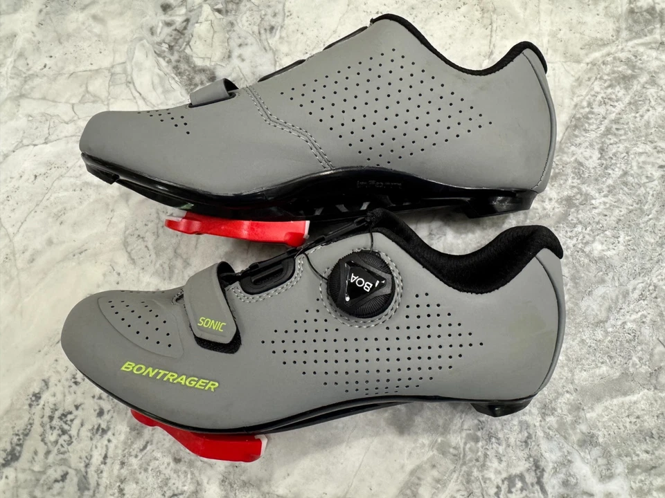 Sapato de ciclismo de estrada feminino Bontrager Sonic EUA 5.5 EU 37 com clipes usado uma vez - Imagem 2 de 4